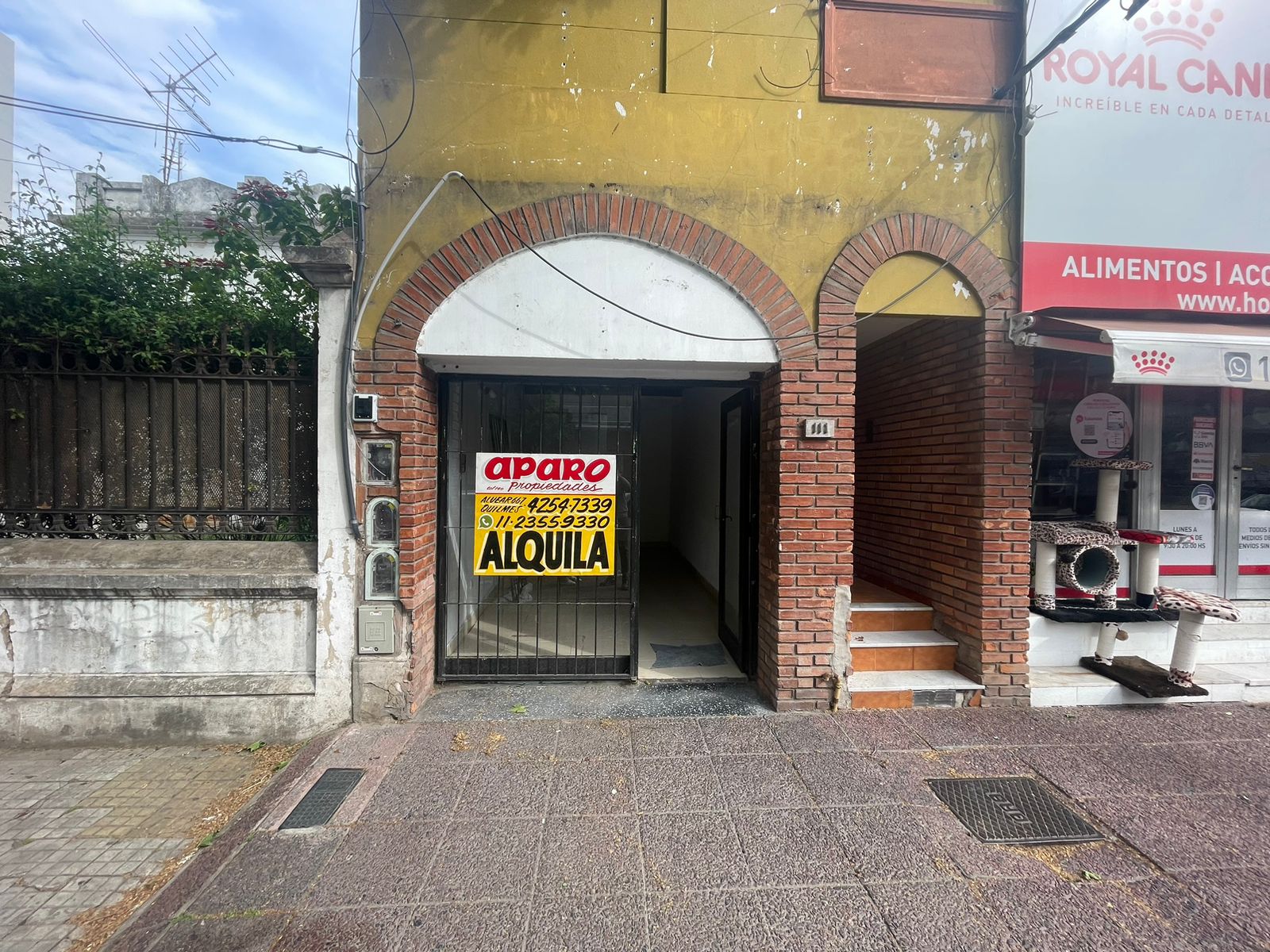 aparopropiedades - Local comercial en excelente ubicación de Quilmes 