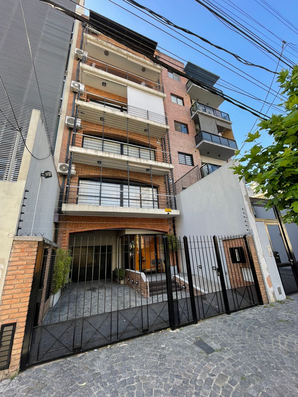alquiler - Departamento de 3 ambientes en Quilmes centro