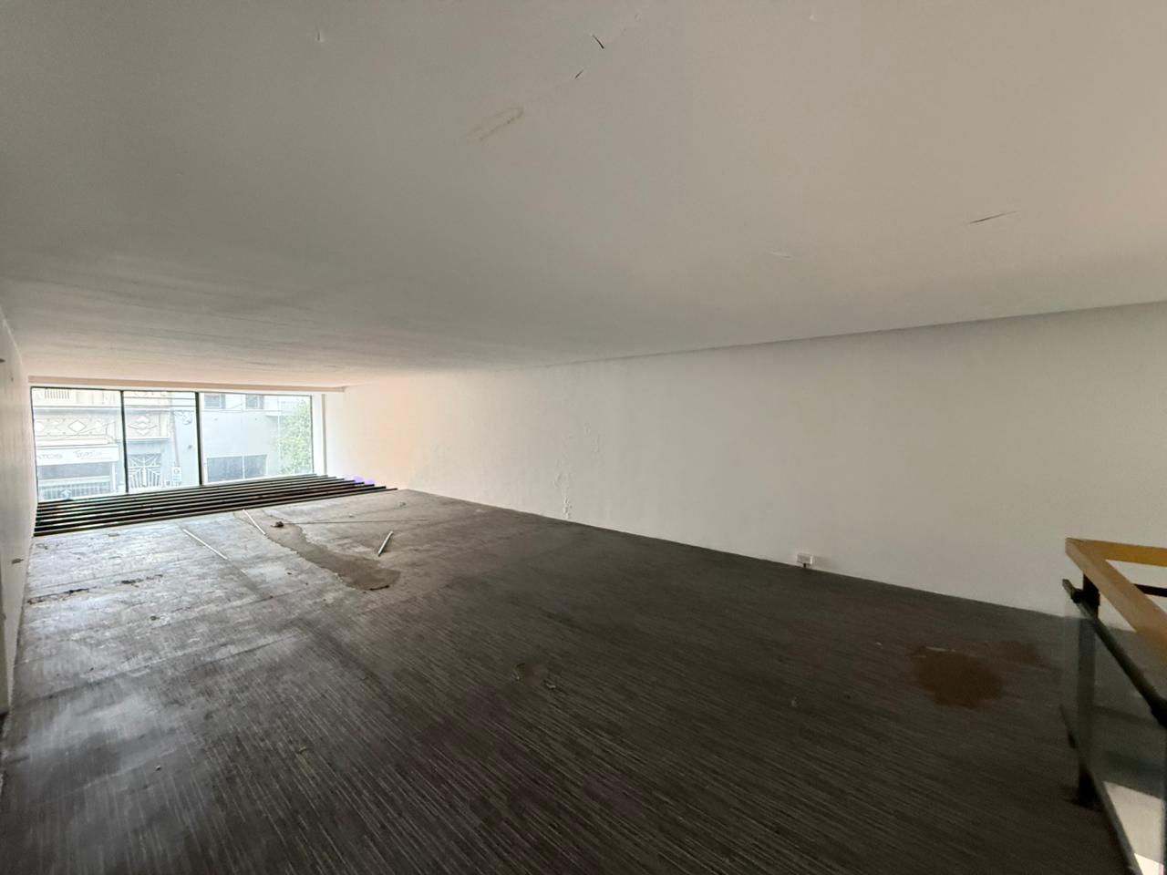 aparopropiedades - Importante Local Comercial en el centro de Quilmes 