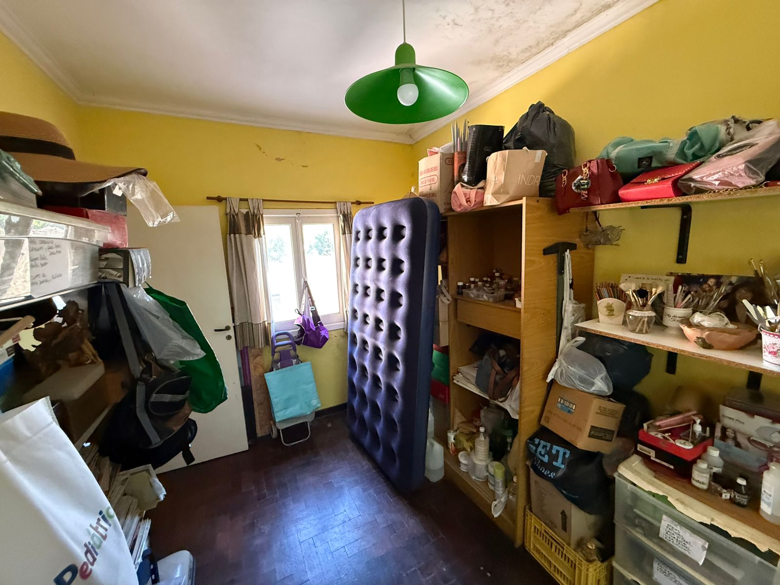 aparopropiedades - Casa en zona Residencial de Quilmes a la venta