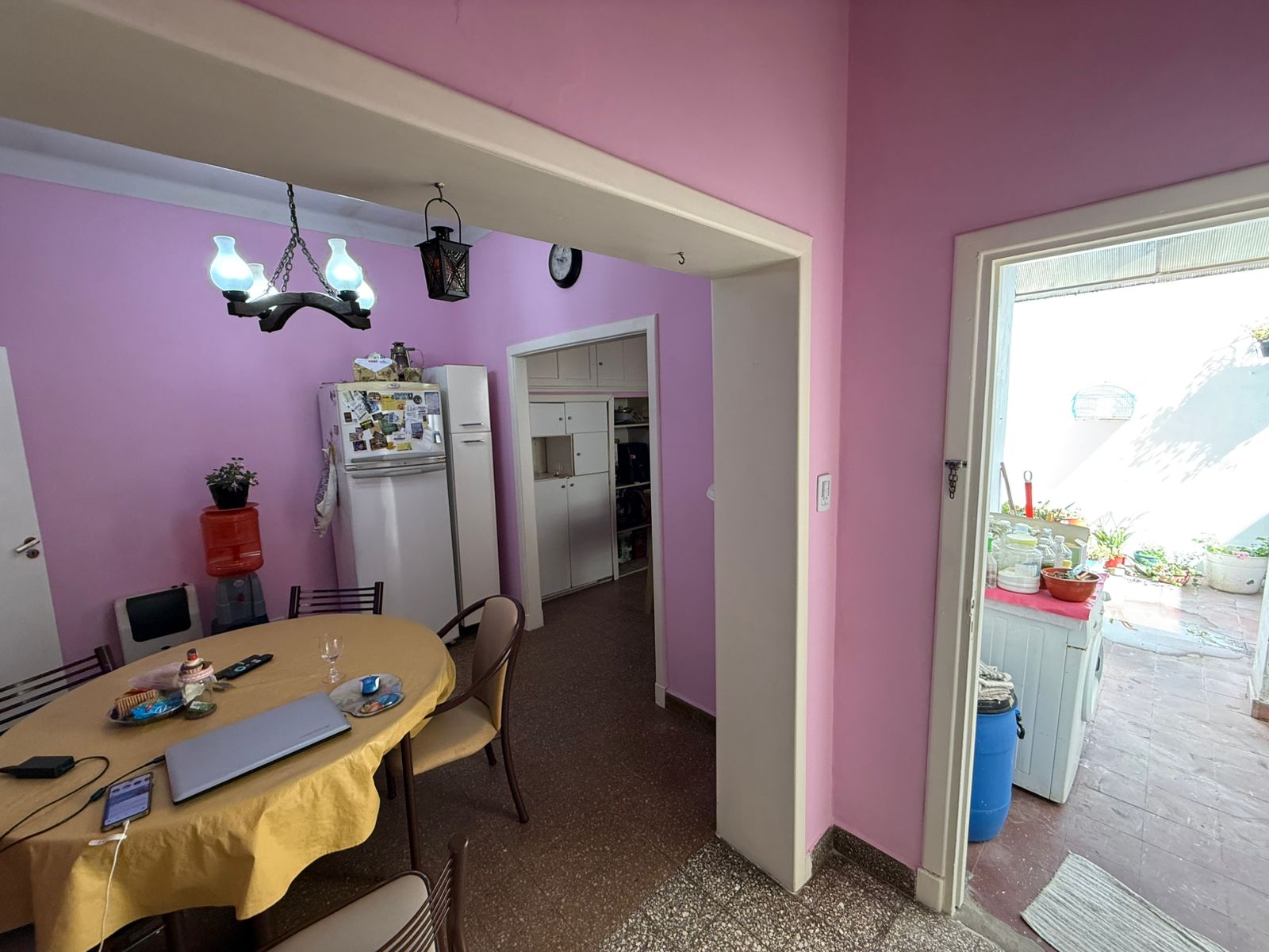 aparopropiedades - Casa en zona Residencial de Quilmes a la venta