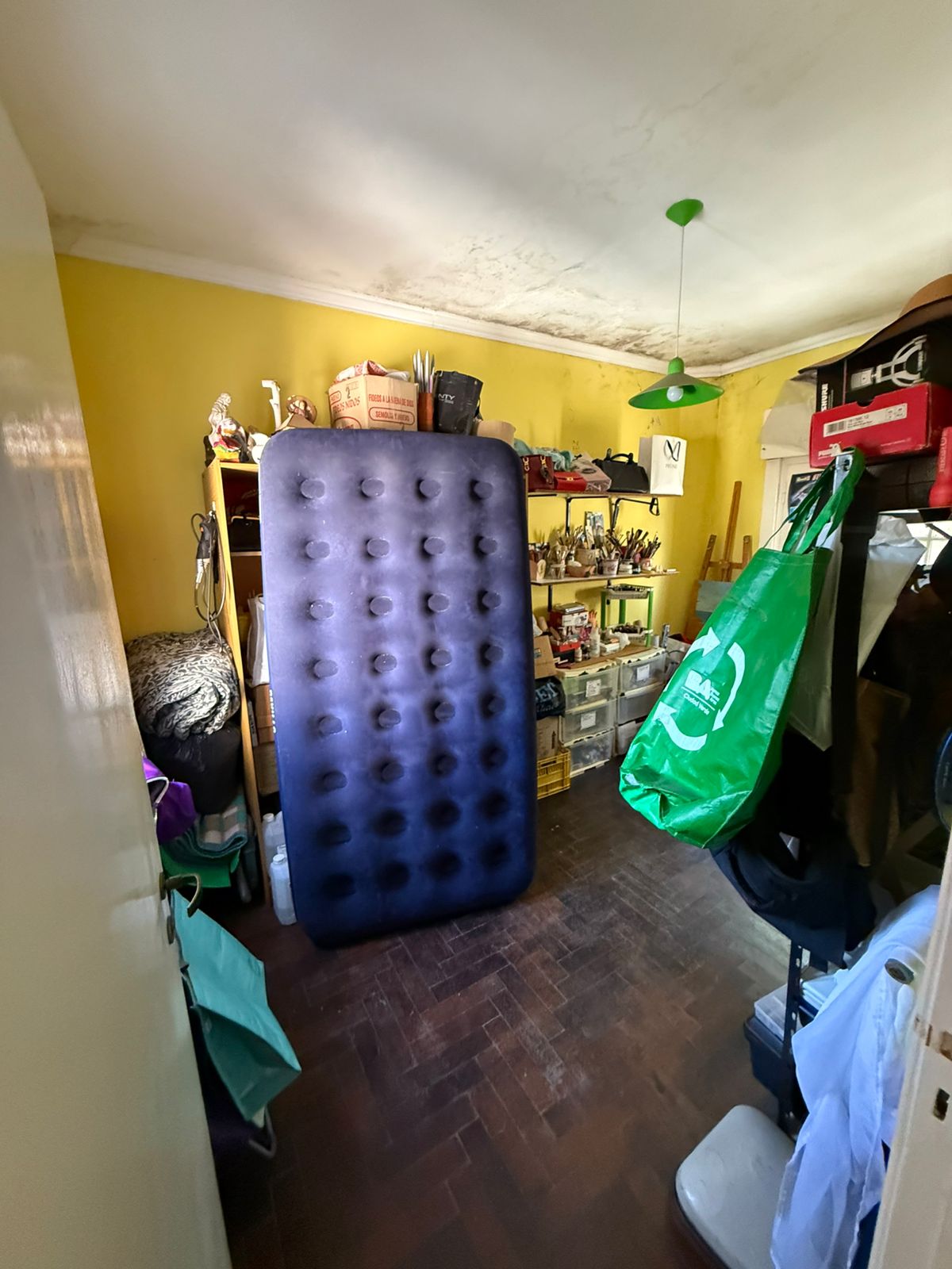 aparopropiedades - Casa en zona Residencial de Quilmes a la venta