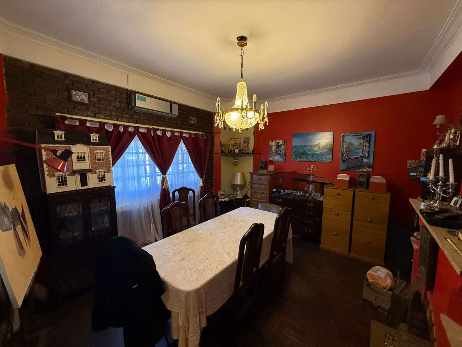 aparopropiedades - Casa en zona Residencial de Quilmes a la venta