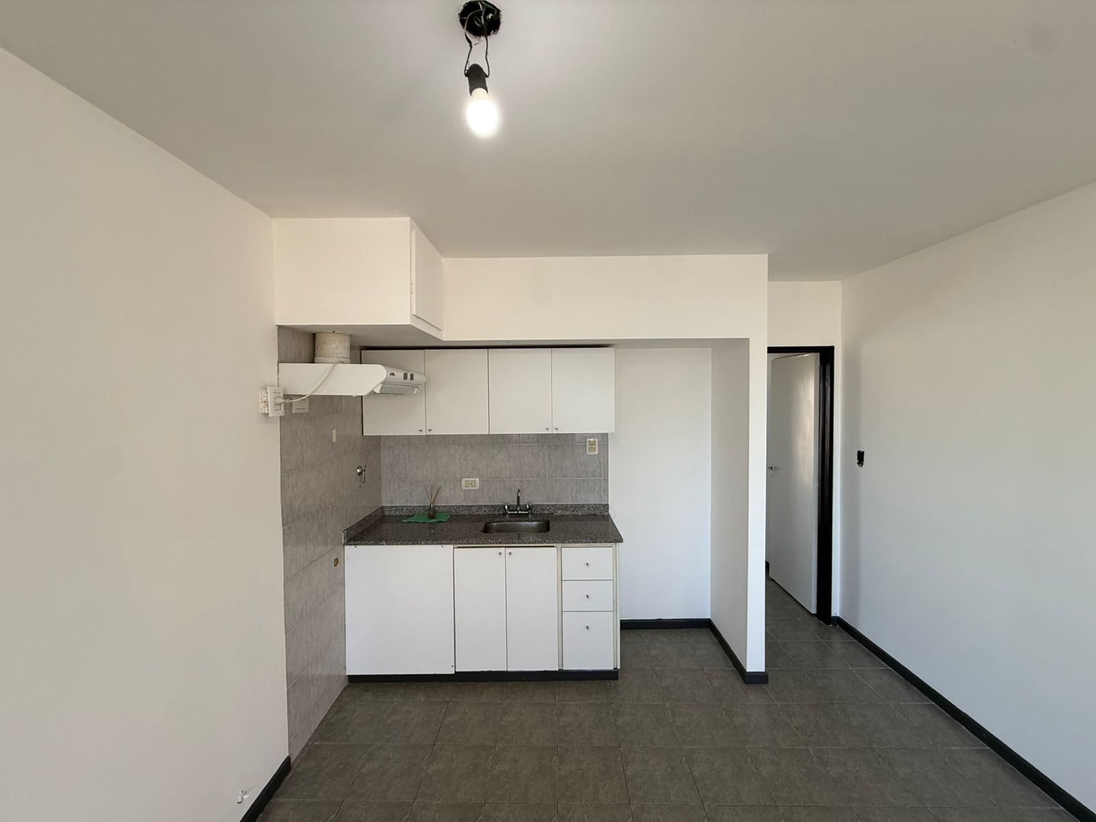 aparopropiedades - Departamento de 2 ambientes en Bernal Oeste