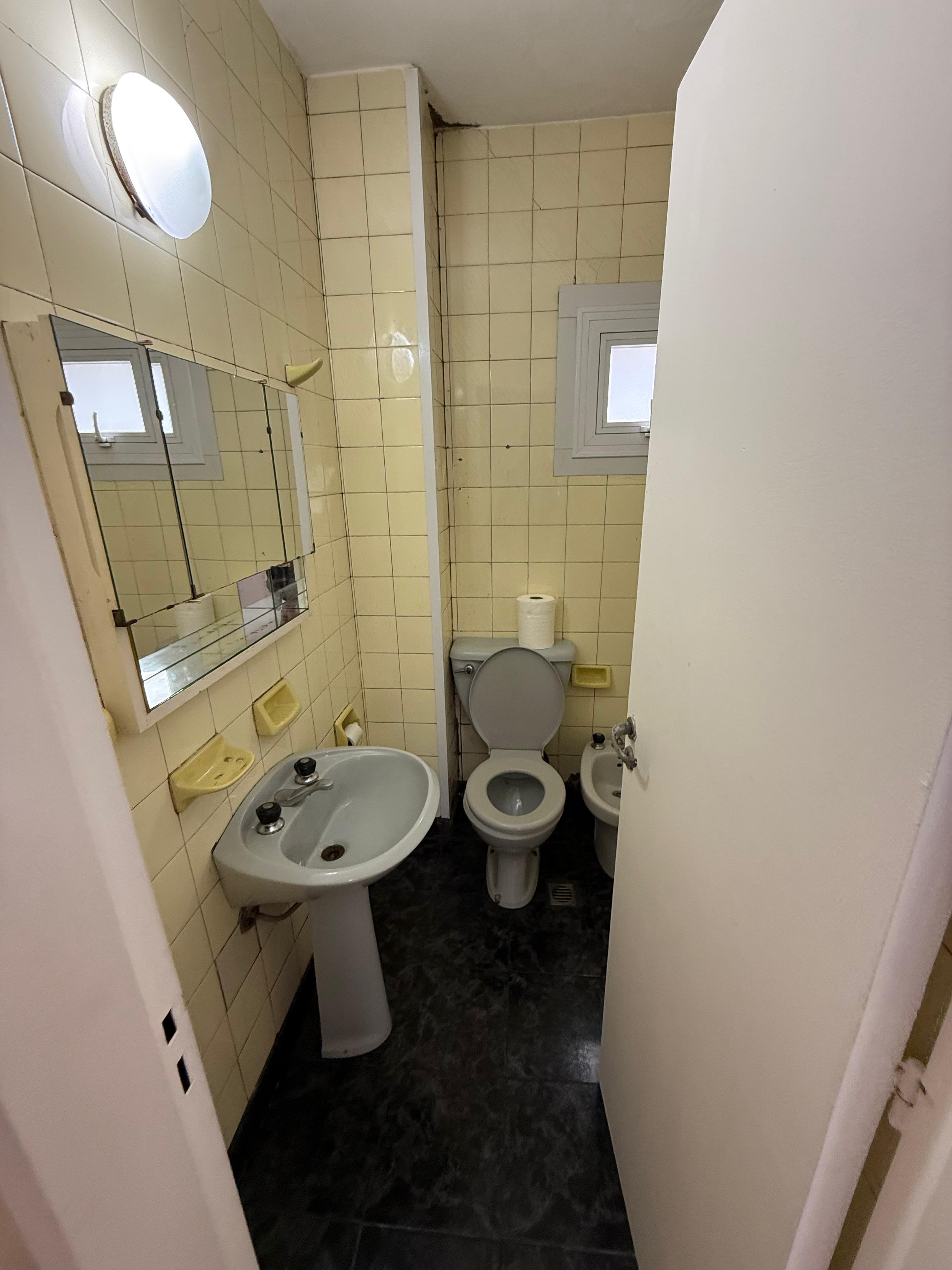 aparopropiedades - Monoambiente en Alquiler en Quilmes centro