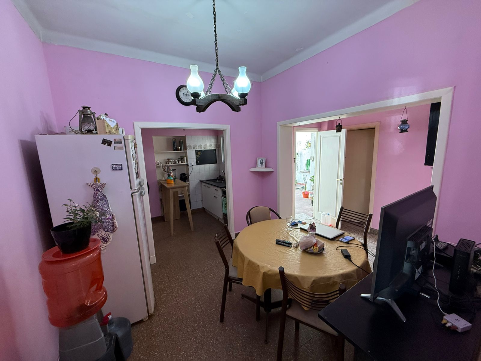 aparopropiedades - Casa en zona Residencial de Quilmes a la venta