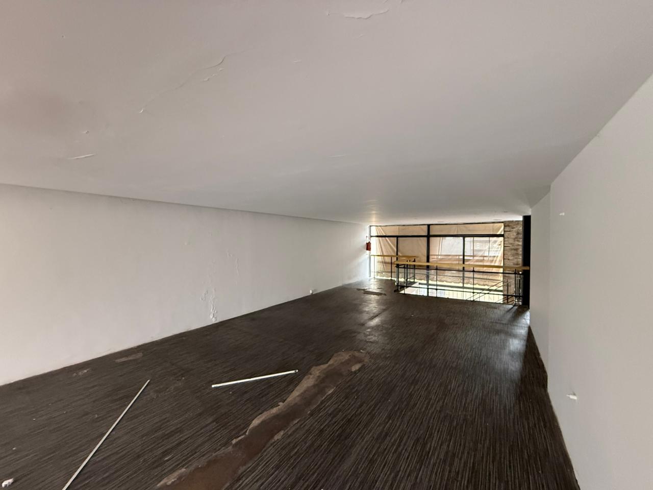 aparopropiedades - Importante Local Comercial en el centro de Quilmes 