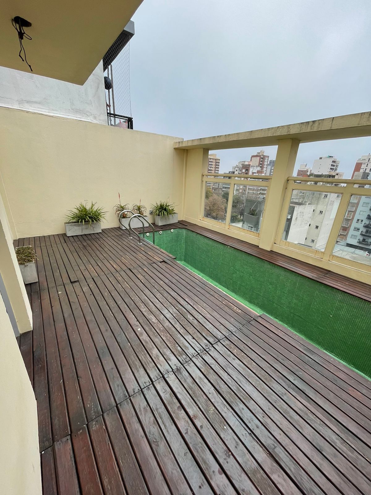 aparopropiedades - Departamento de 2 ambientes en Quilmes Centro