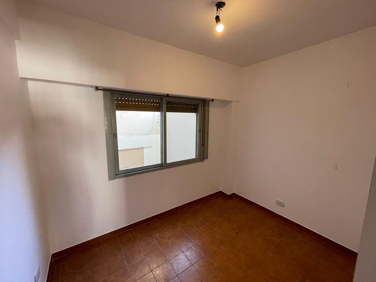 aparopropiedades - Departamento de 3 ambientes en Quilmes centro