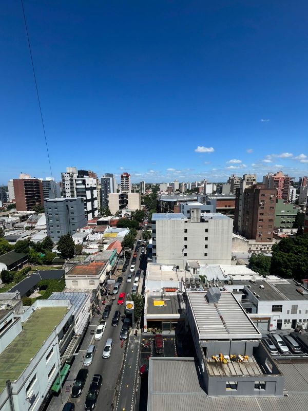 aparopropiedades - Departamento de 2 ambientes en el centro de Quilmes a la Venta