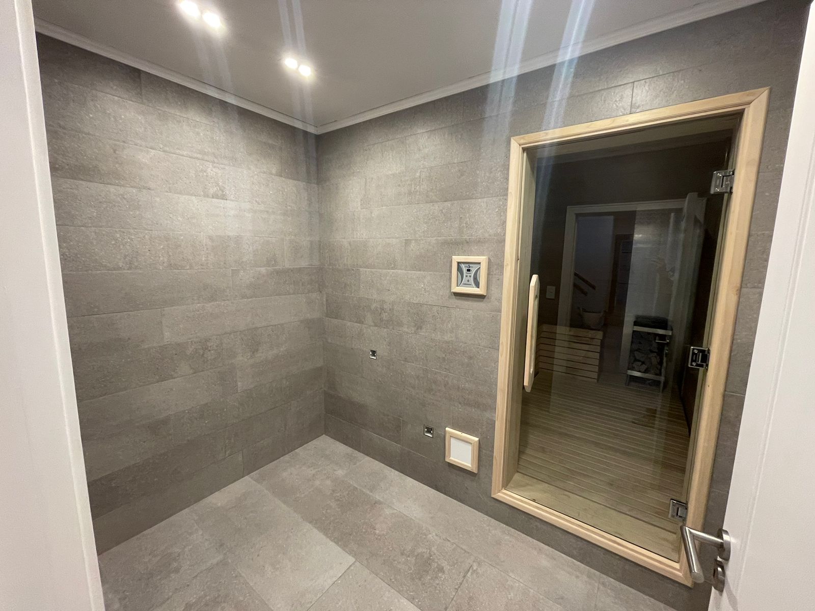 aparopropiedades - Departamento de 2 ambientes con cochera en Klover Plaza