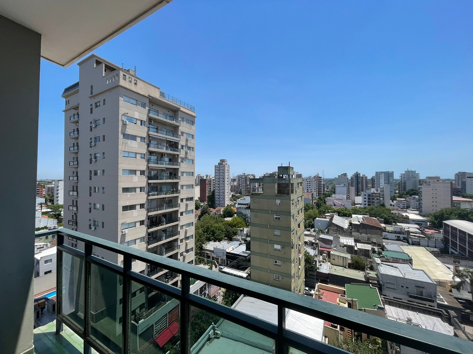 aparopropiedades - Departamento de 2 ambientes en Quilmes centro