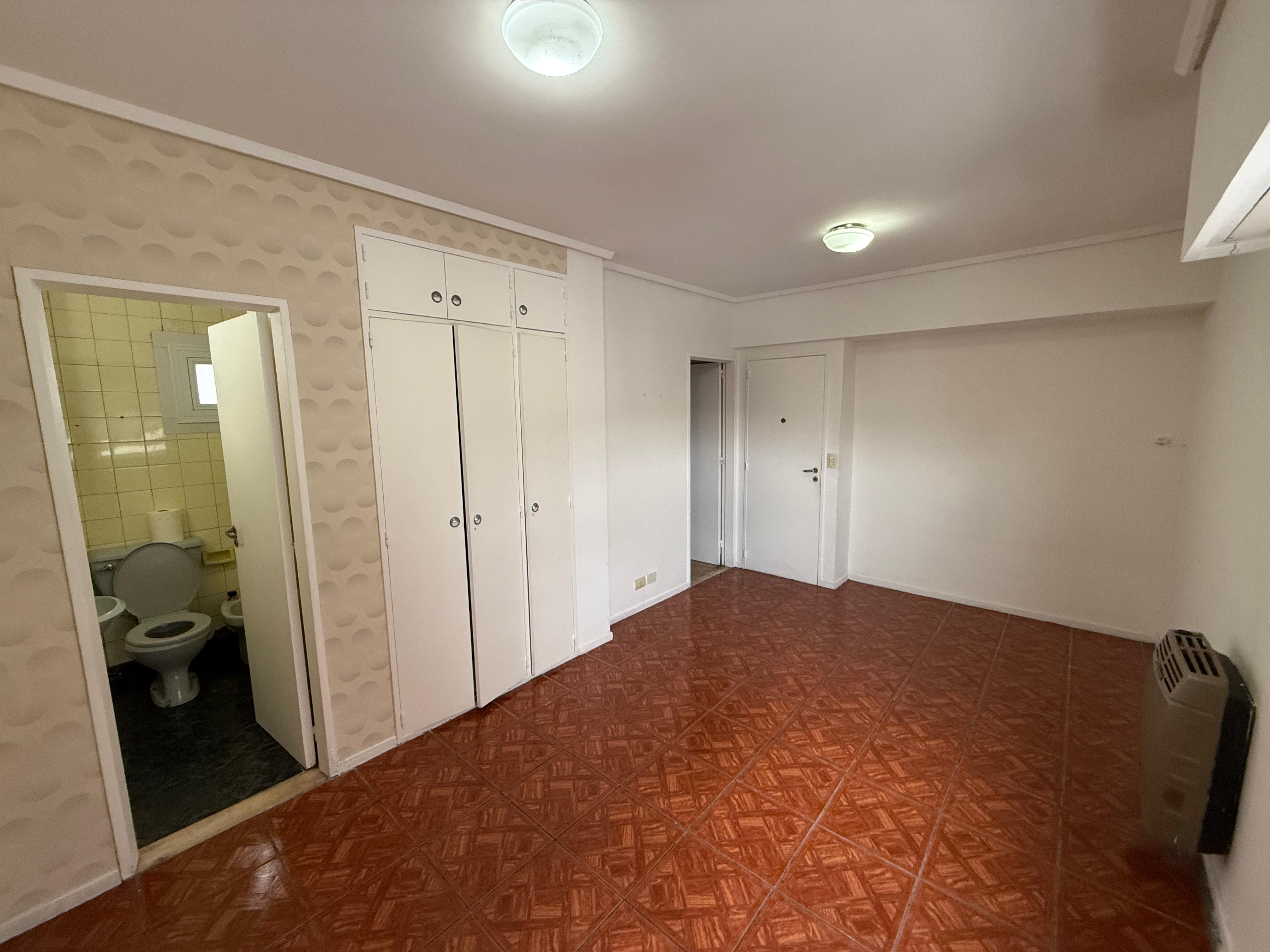 aparopropiedades - Monoambiente en Alquiler en Quilmes centro