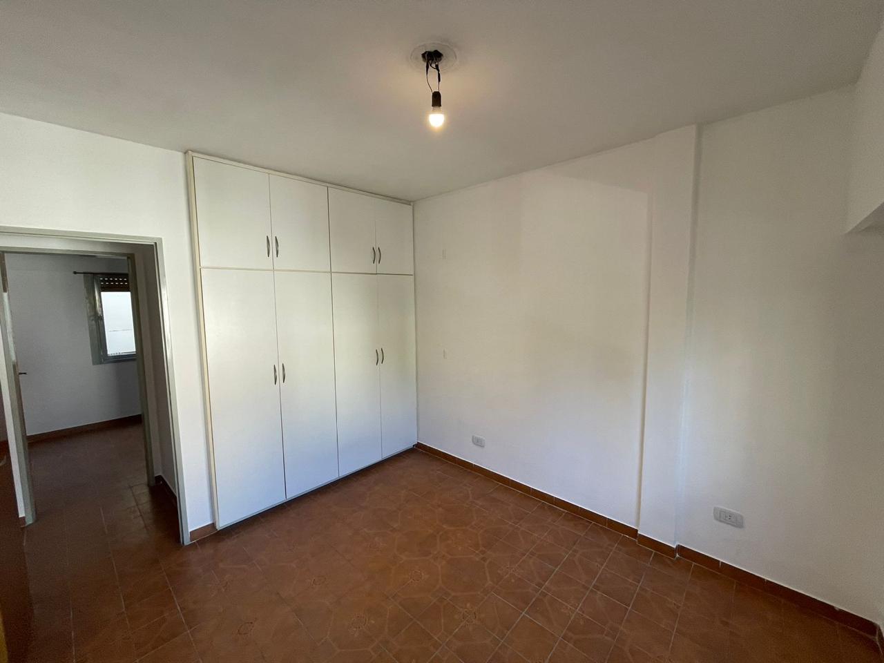 aparopropiedades - Departamento de 3 ambientes en Quilmes centro