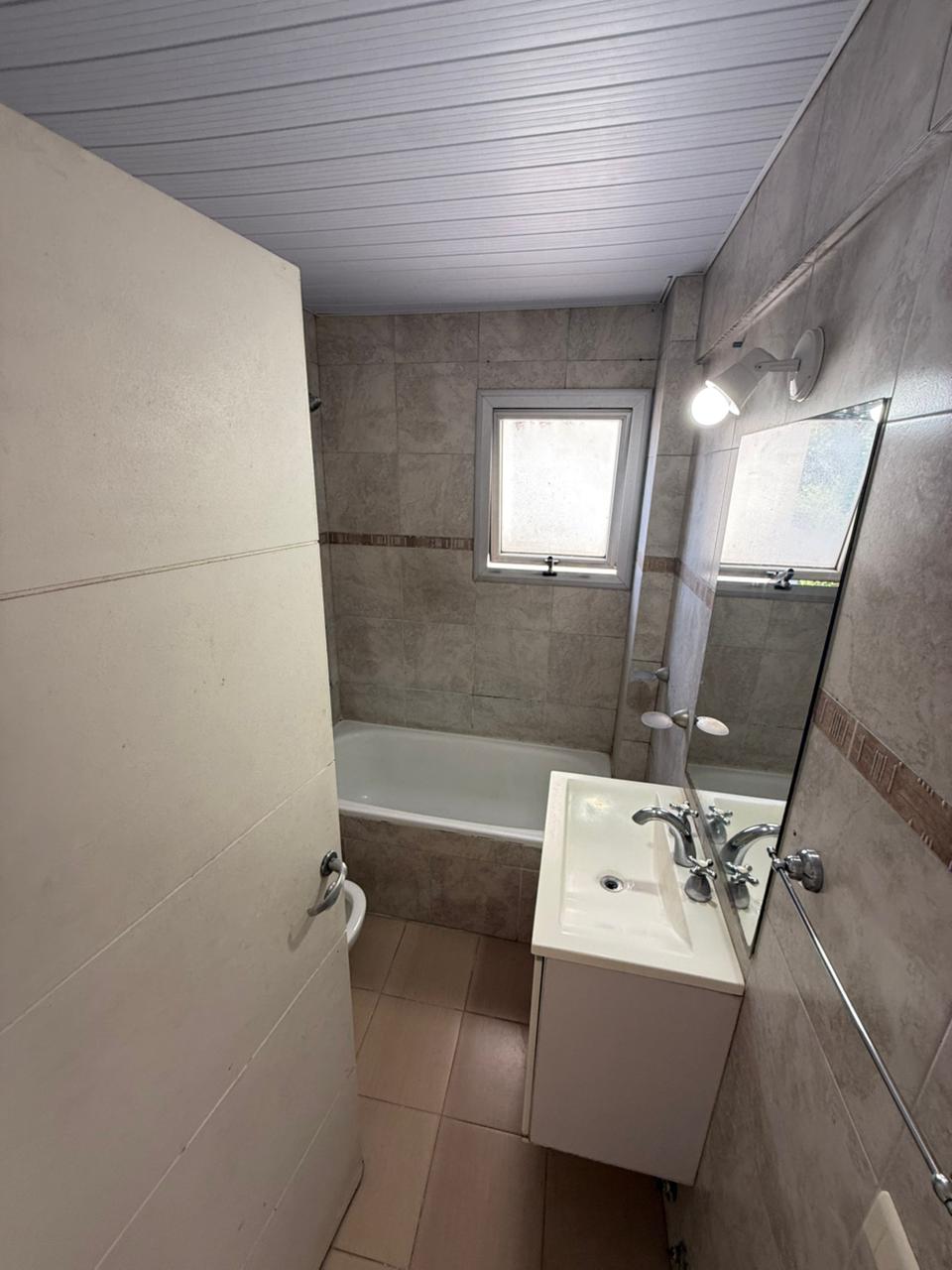 aparopropiedades - Departamento de 2 ambientes en Beraztegui