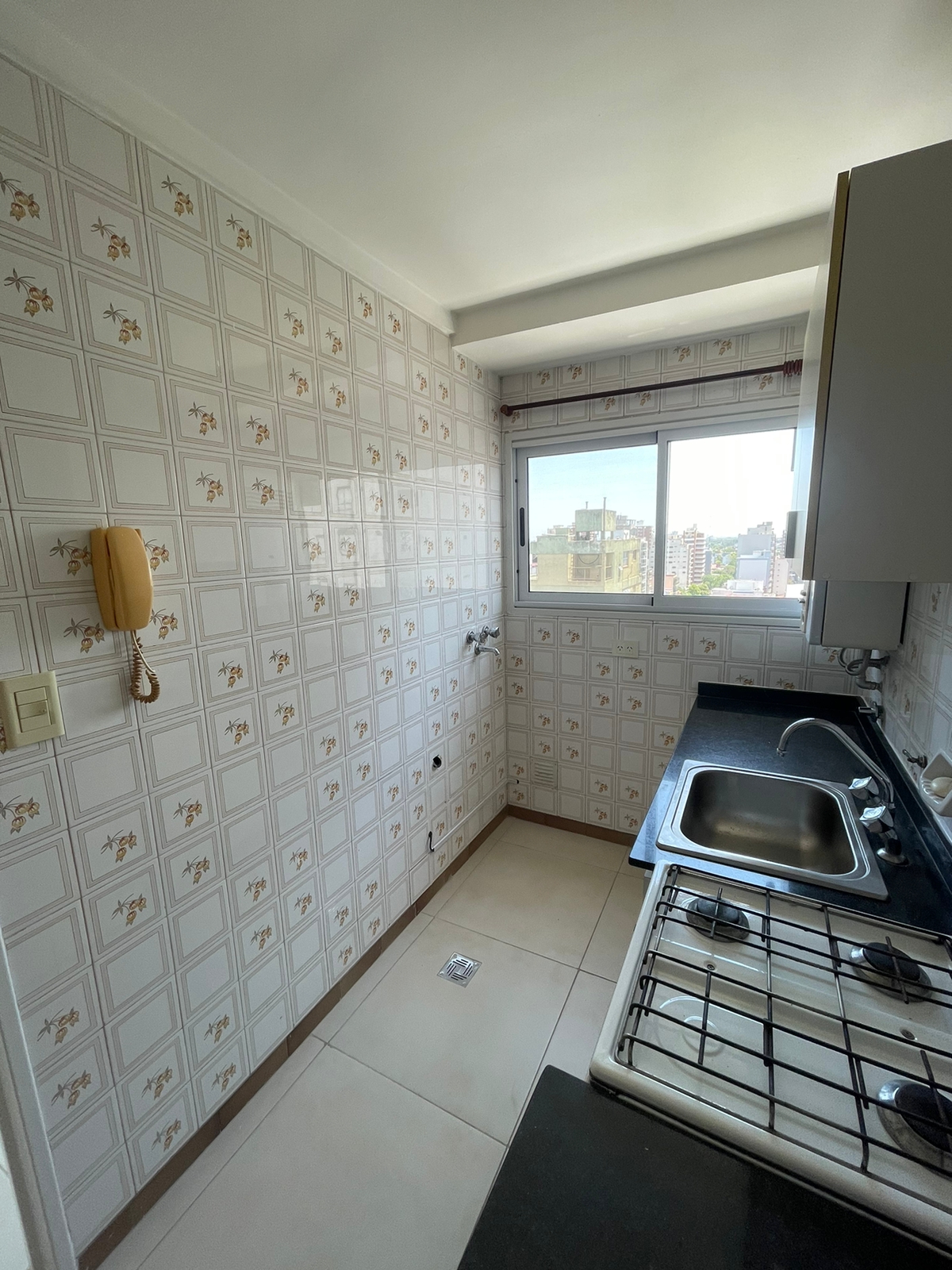 aparopropiedades - Departamento de 2 ambientes en Quilmes centro