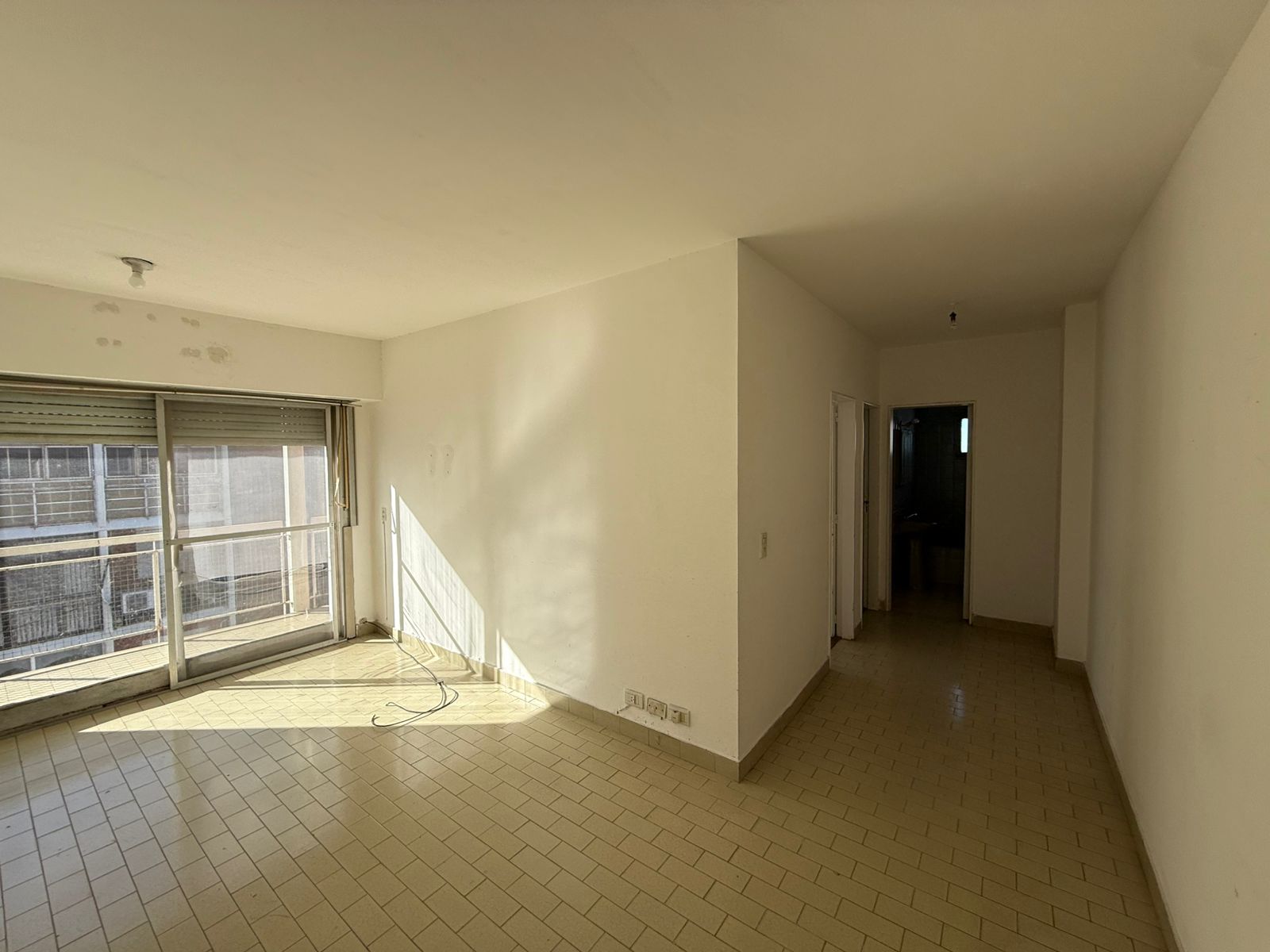 aparopropiedades - Departamento de 3 ambientes en Quilmes centro