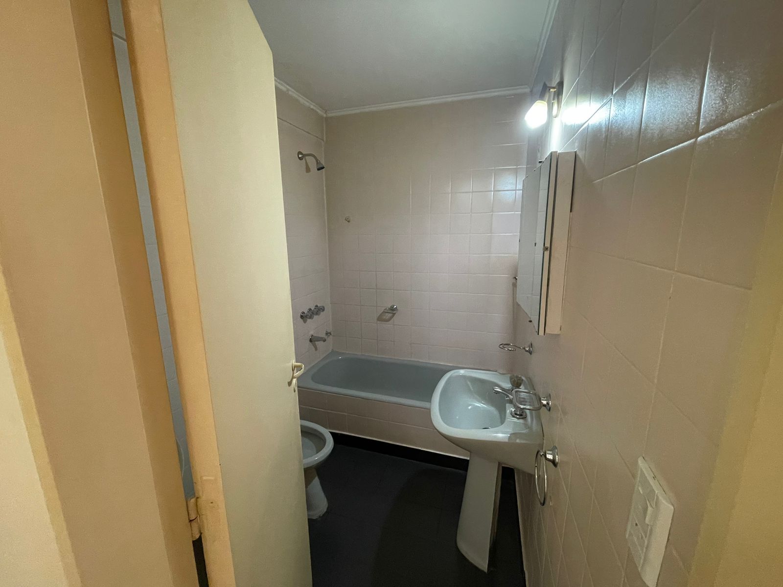 aparopropiedades - Departamento de 2 ambientes en Quilmes
