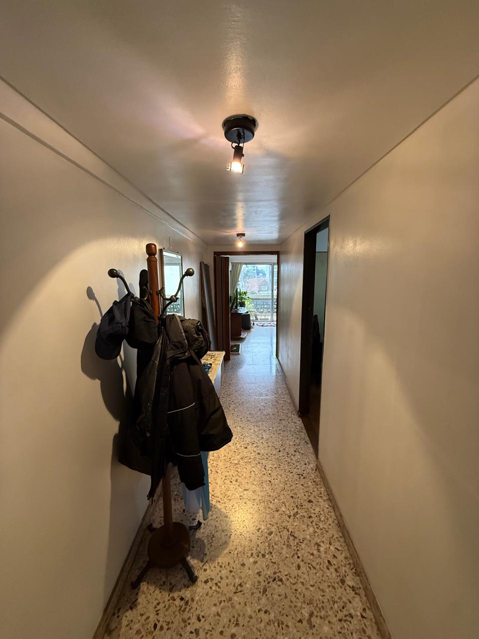 aparopropiedades - Departamento de 4 ambientes con cochera en Quilmes centro 