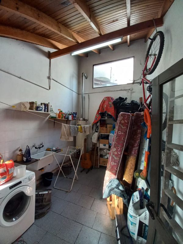 aparopropiedades - Casa a la venta en Ezpeleta