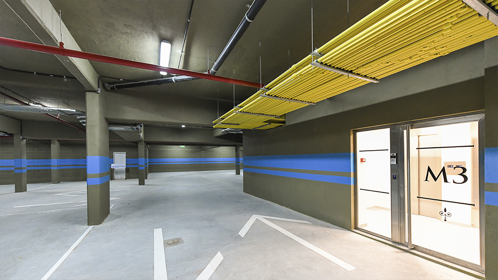 aparopropiedades - Departamento de 2 ambientes con cochera en alquiler en el Complejo Klover Plaza