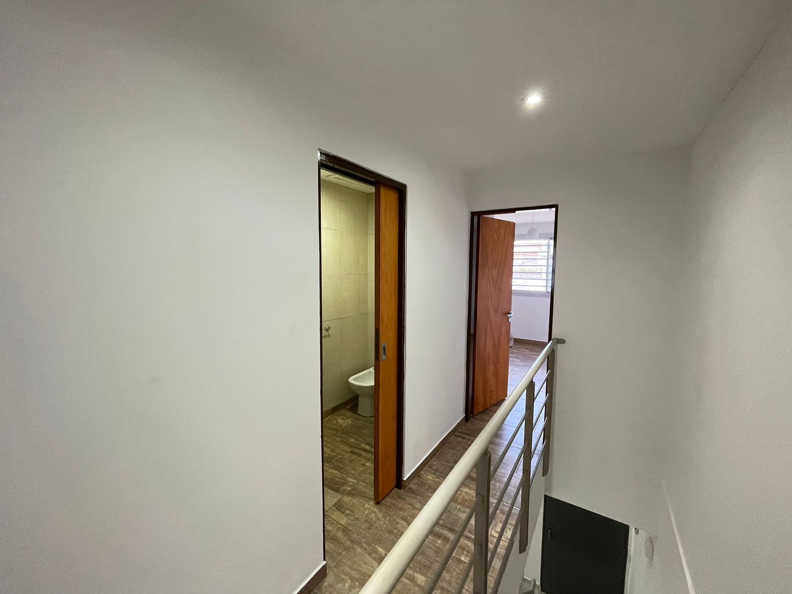 aparopropiedades - Departamento de 3 ambientes con cochera en Ezpeleta