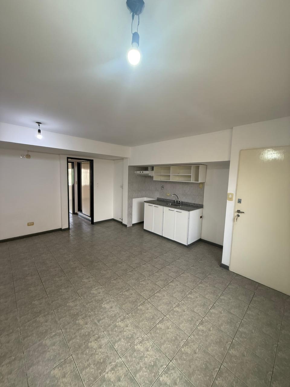 aparopropiedades - Departamento de 2 ambientes en Bernal Oeste