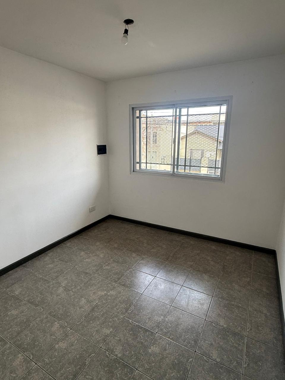 aparopropiedades - Departamento de 2 ambientes en Bernal Oeste