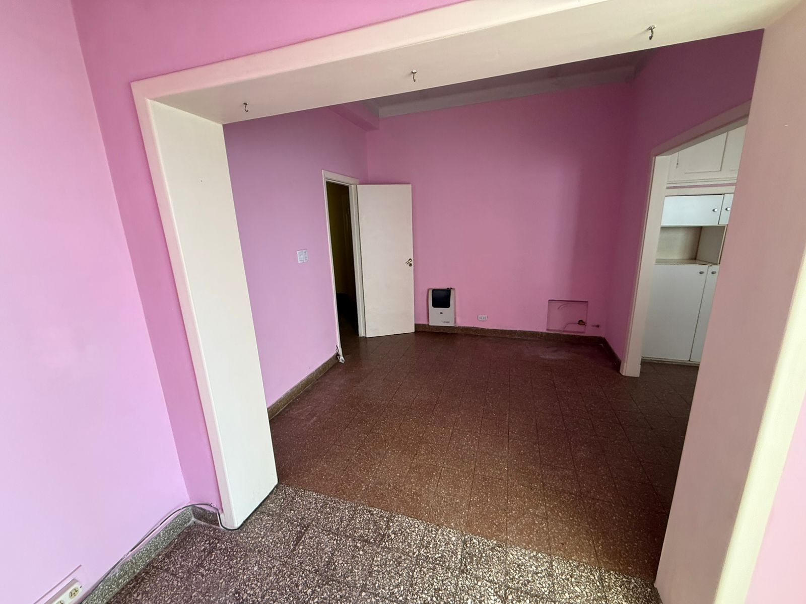aparopropiedades - Casa en zona Residencial de Quilmes a la venta