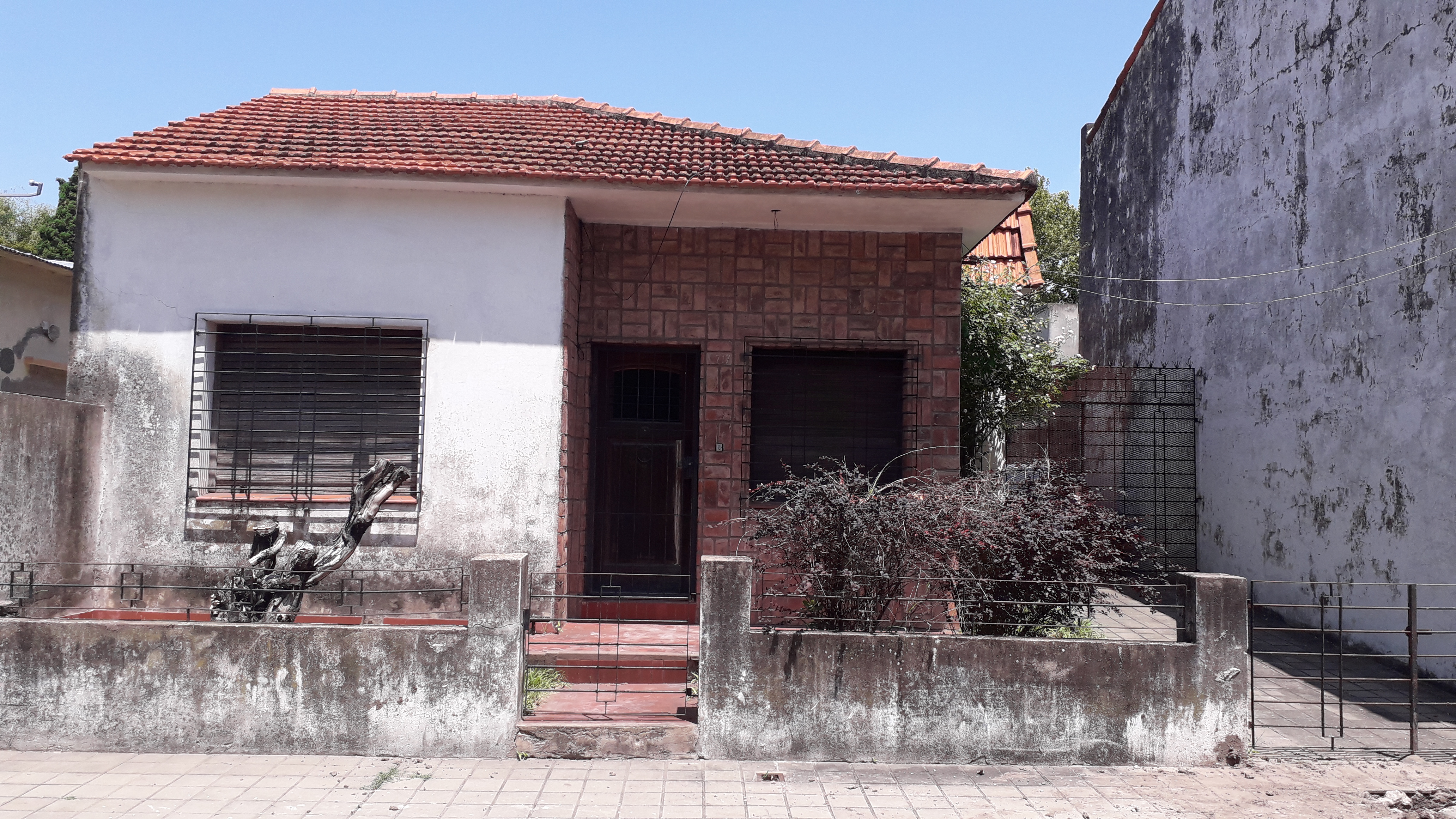 aparopropiedades - Casa a Reciclar