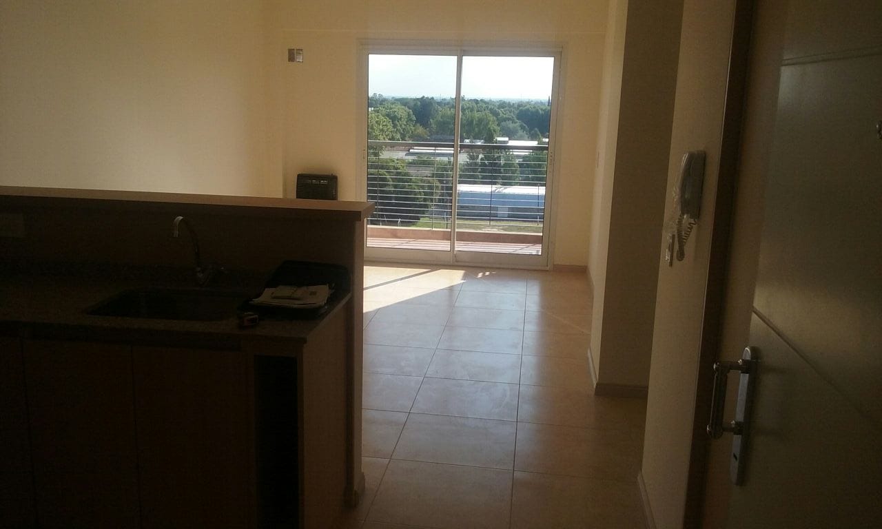 aparopropiedades - Impecable departamento de 2 ambientes al frente 