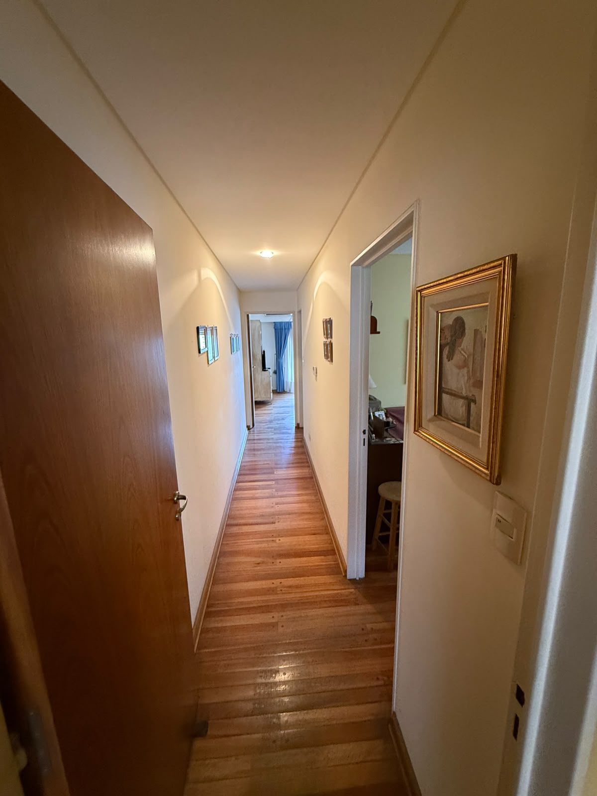 aparopropiedades - Departamento de 3 ambientes con cochera en las Torres de Brown 