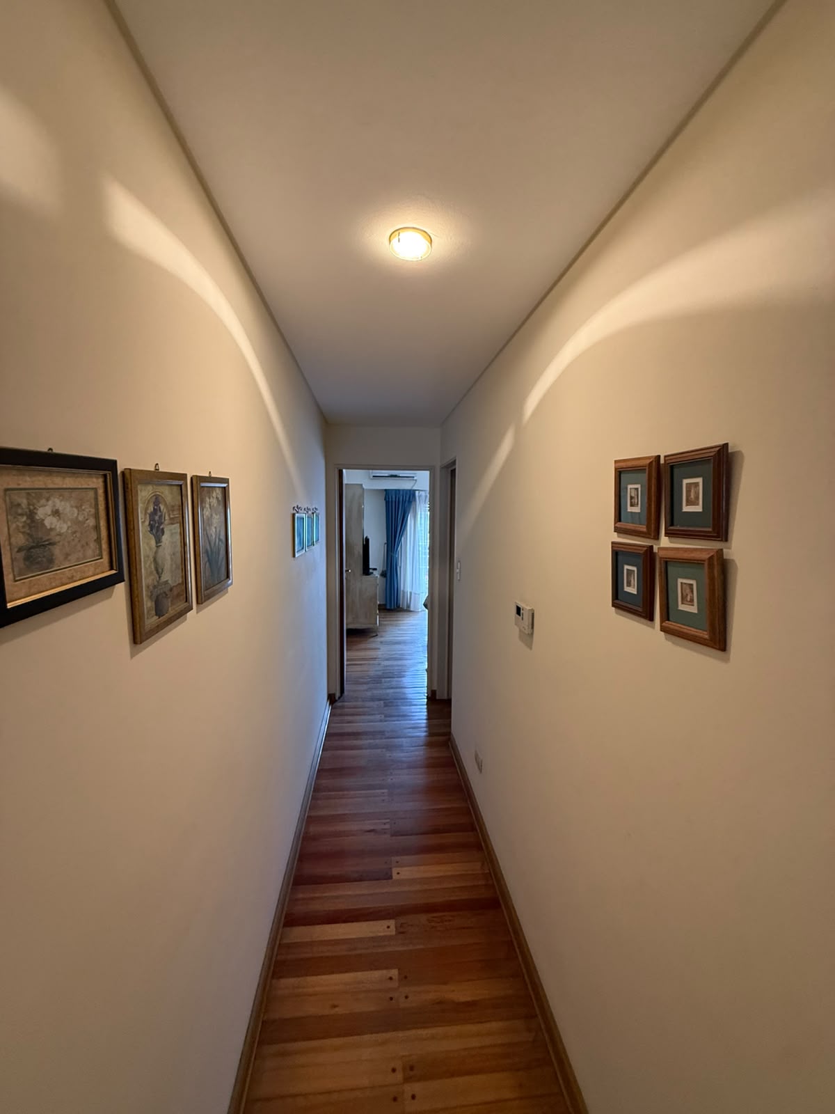 aparopropiedades - Departamento de 3 ambientes con cochera en las Torres de Brown 