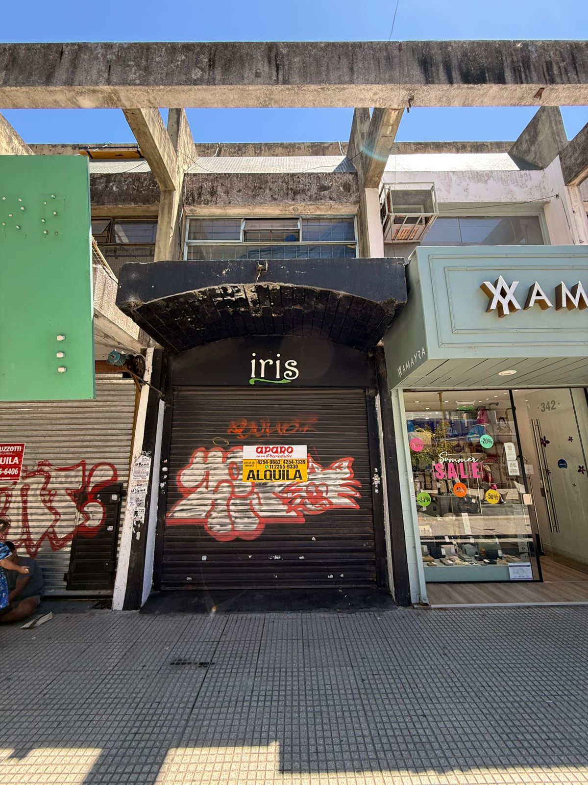 alquiler - Local comercial sobre la peatonal Rivadavia 