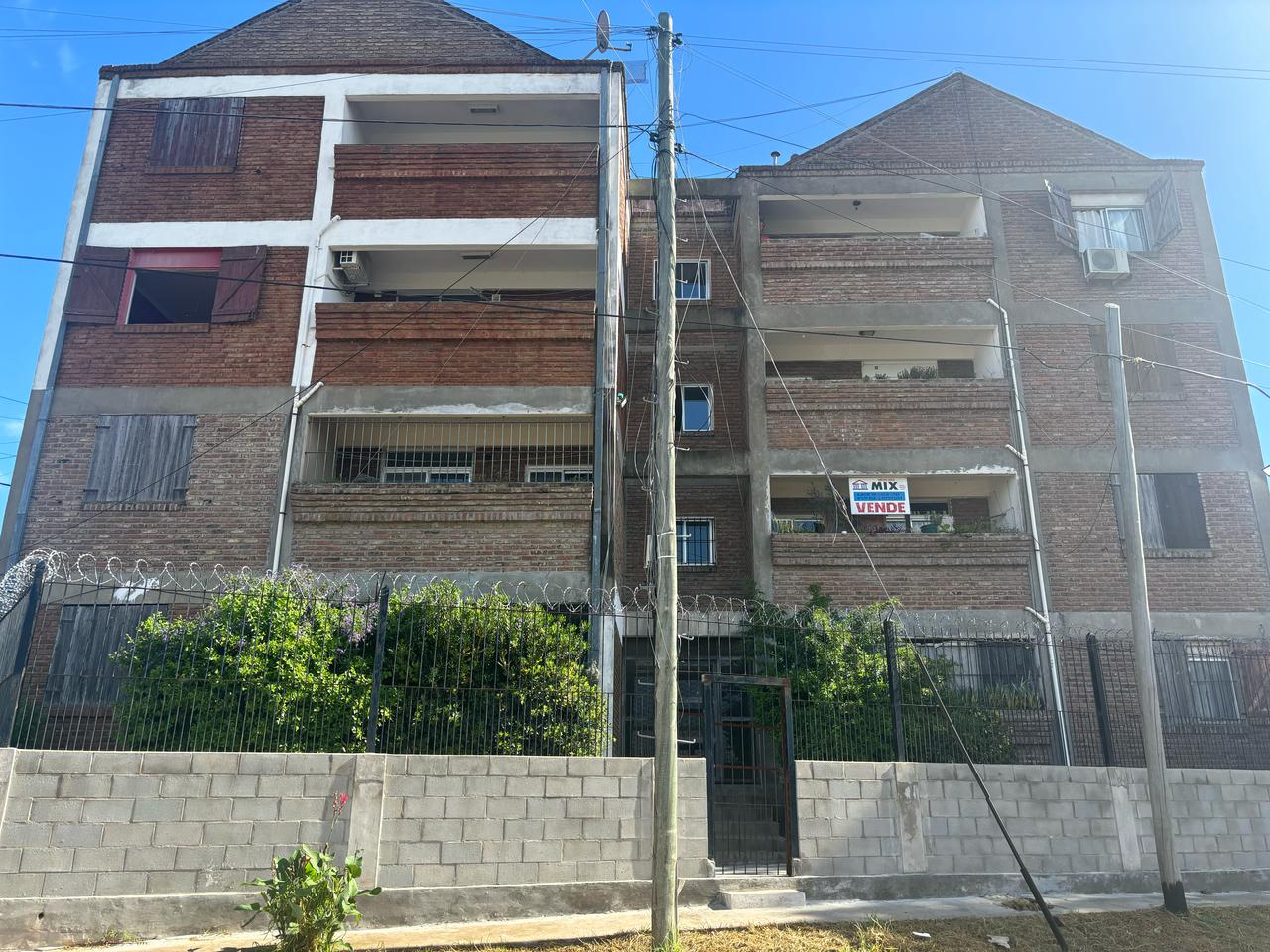 alquiler - Departamento de 3 ambientes en Quilmes 
