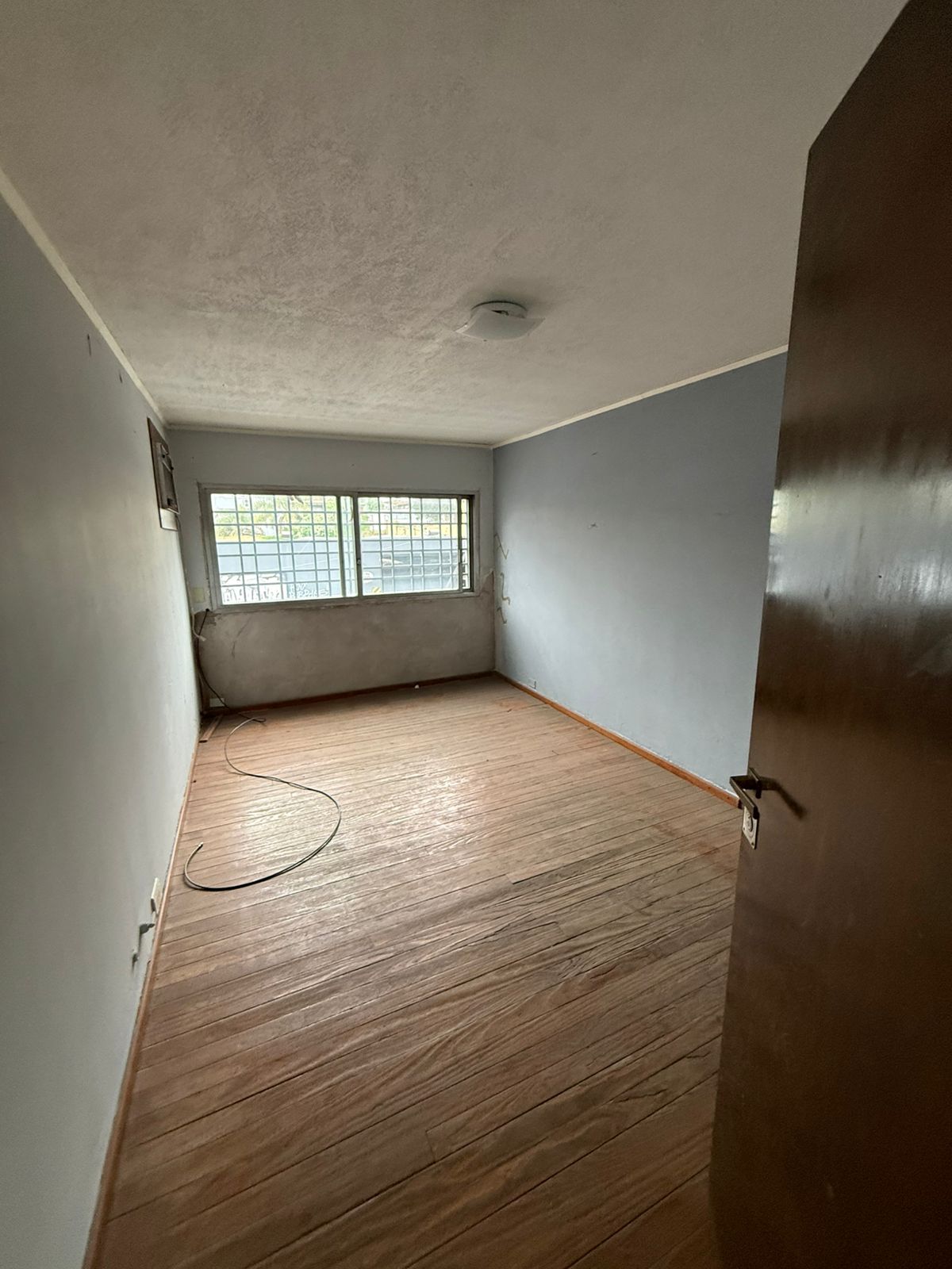 aparopropiedades - Local comercial en Quilmes centro