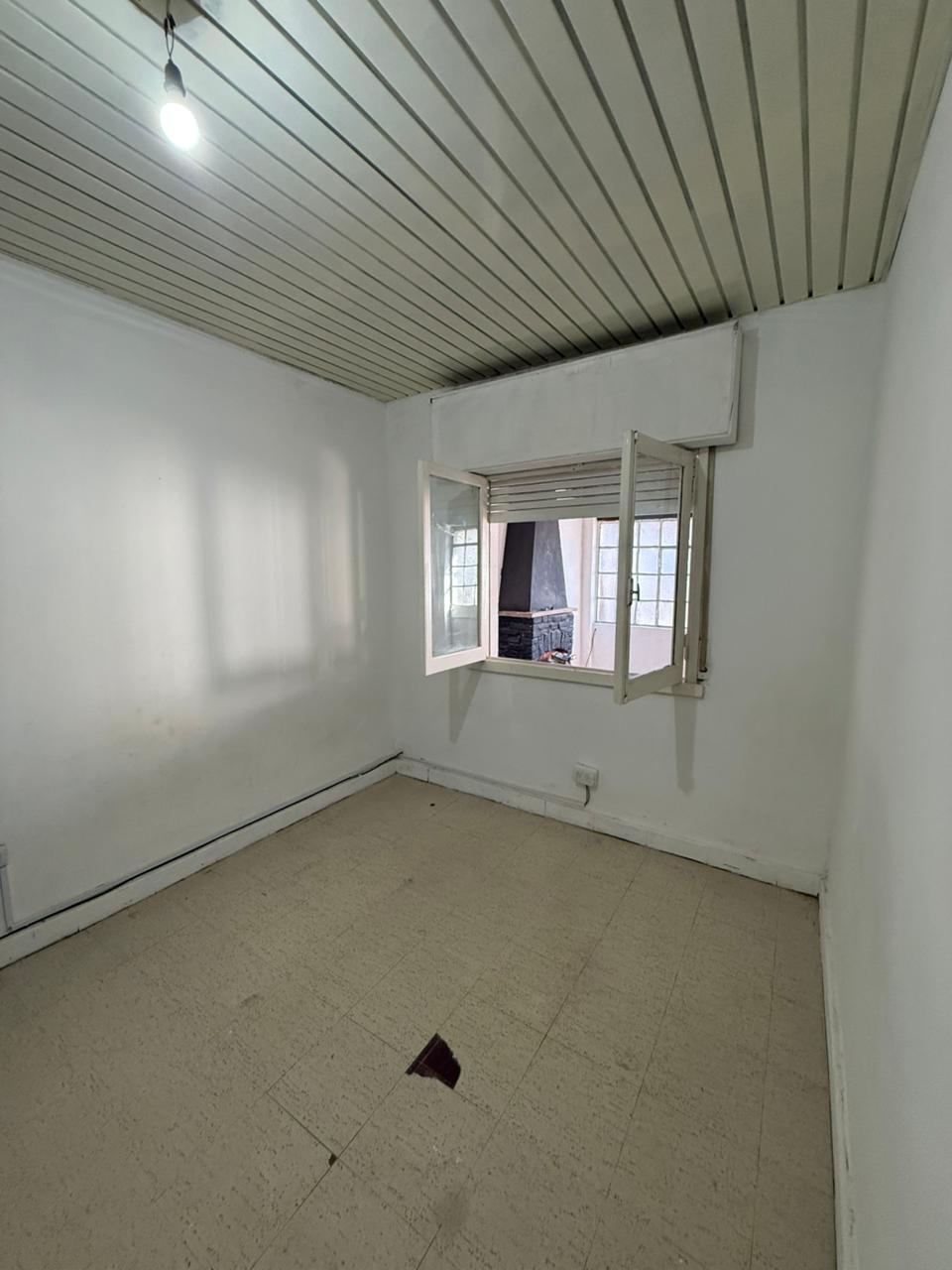 aparopropiedades - Casa en zona de Ezpeleta en Alquiler 