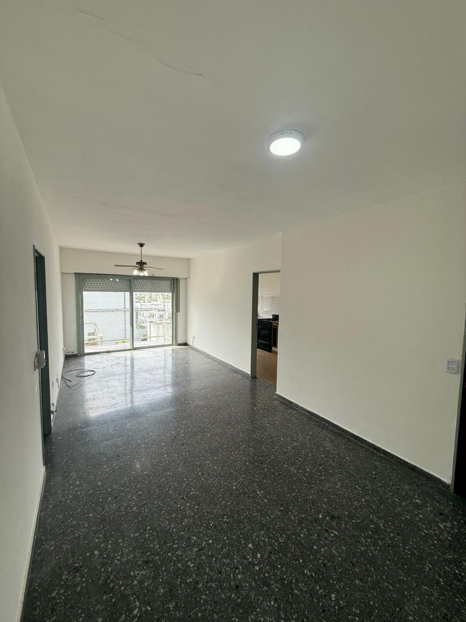 aparopropiedades - Departamento de 3 ambientes en Quilmes Centro