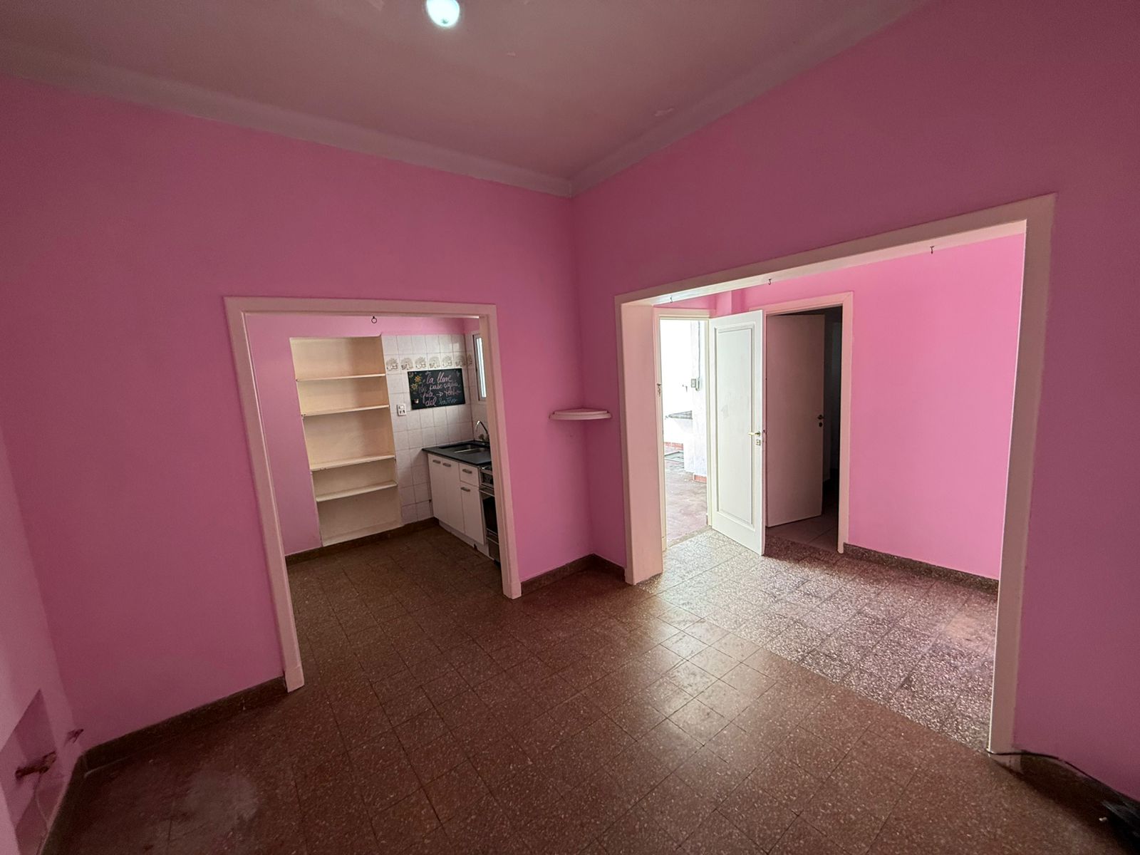 aparopropiedades - Casa en zona Residencial de Quilmes 