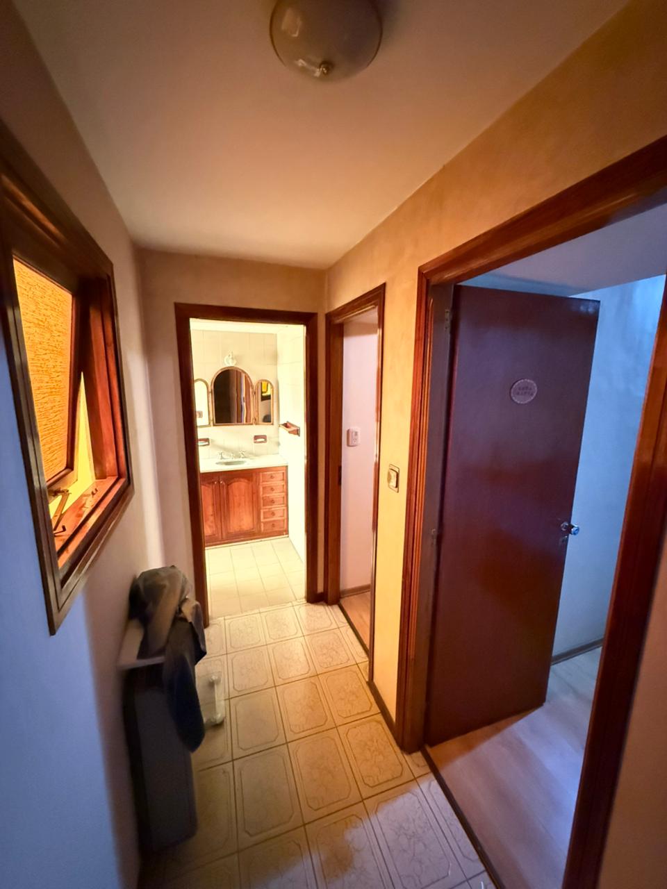 aparopropiedades - Chalet en Quilmes a la venta