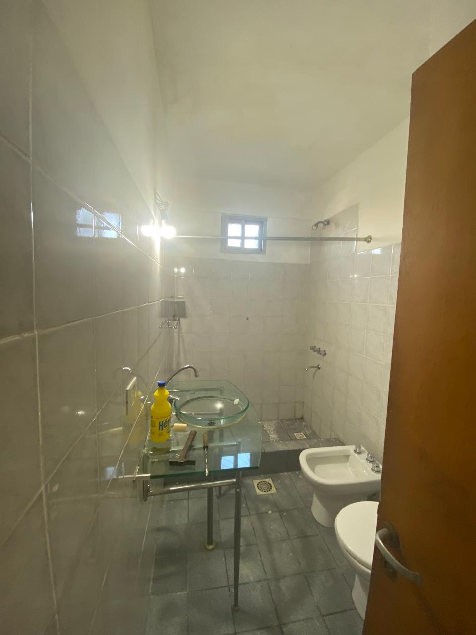 aparopropiedades - Departamento de 3 ambientes en Quilmes 