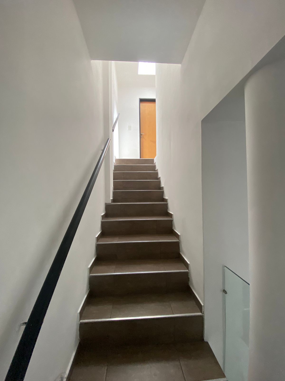 aparopropiedades - Triplex en Alquiler