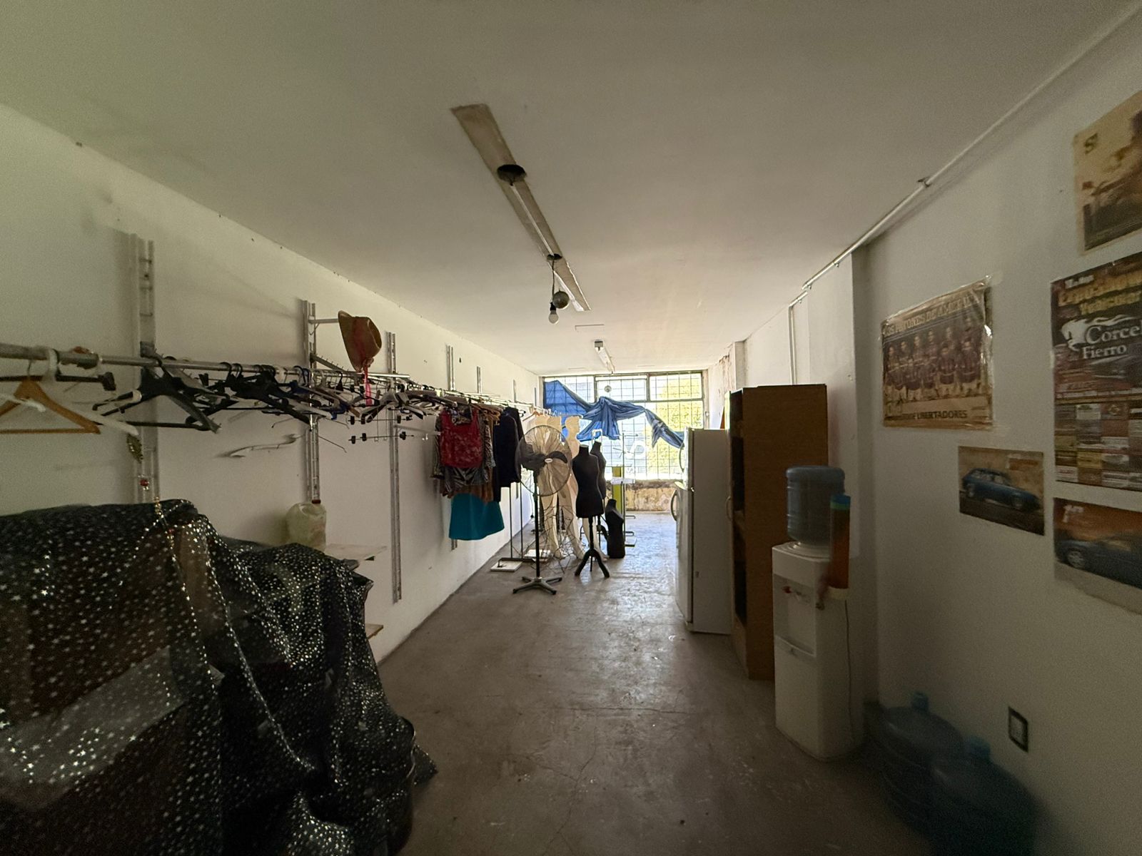 aparopropiedades - Local comercial sobre la peatonal Rivadavia 