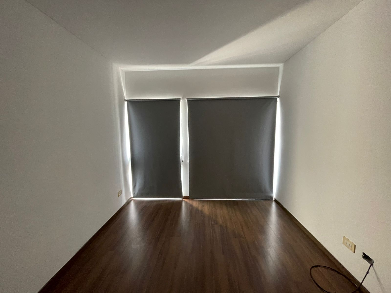 aparopropiedades - Departamento de 3 ambientes con cochera en Bernal Centro