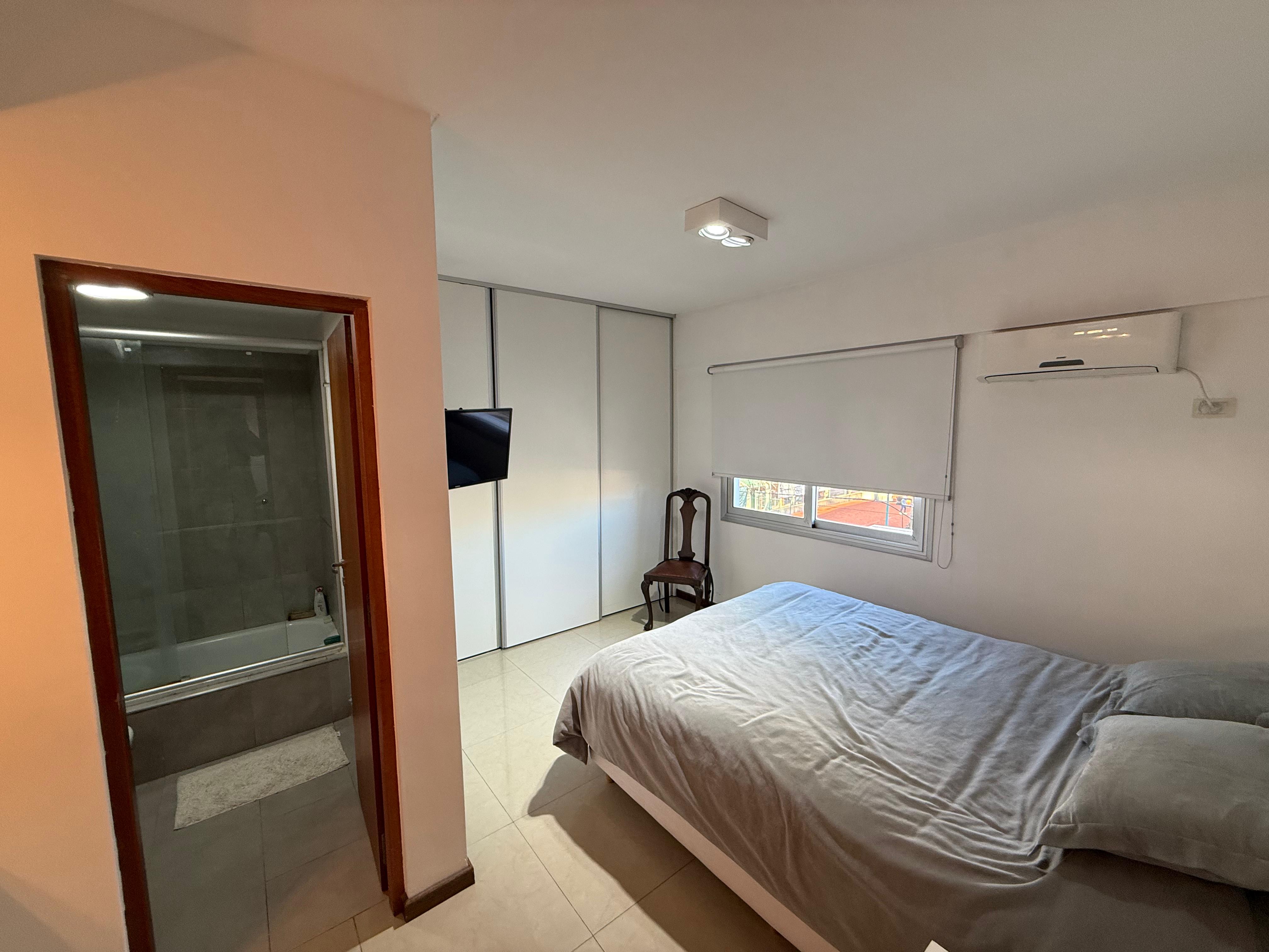 aparopropiedades - Departamento de 3 ambientes con cochera en Quilmes 