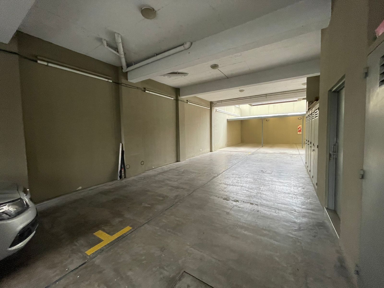 aparopropiedades - Departamento de 2 ambientes con cochera