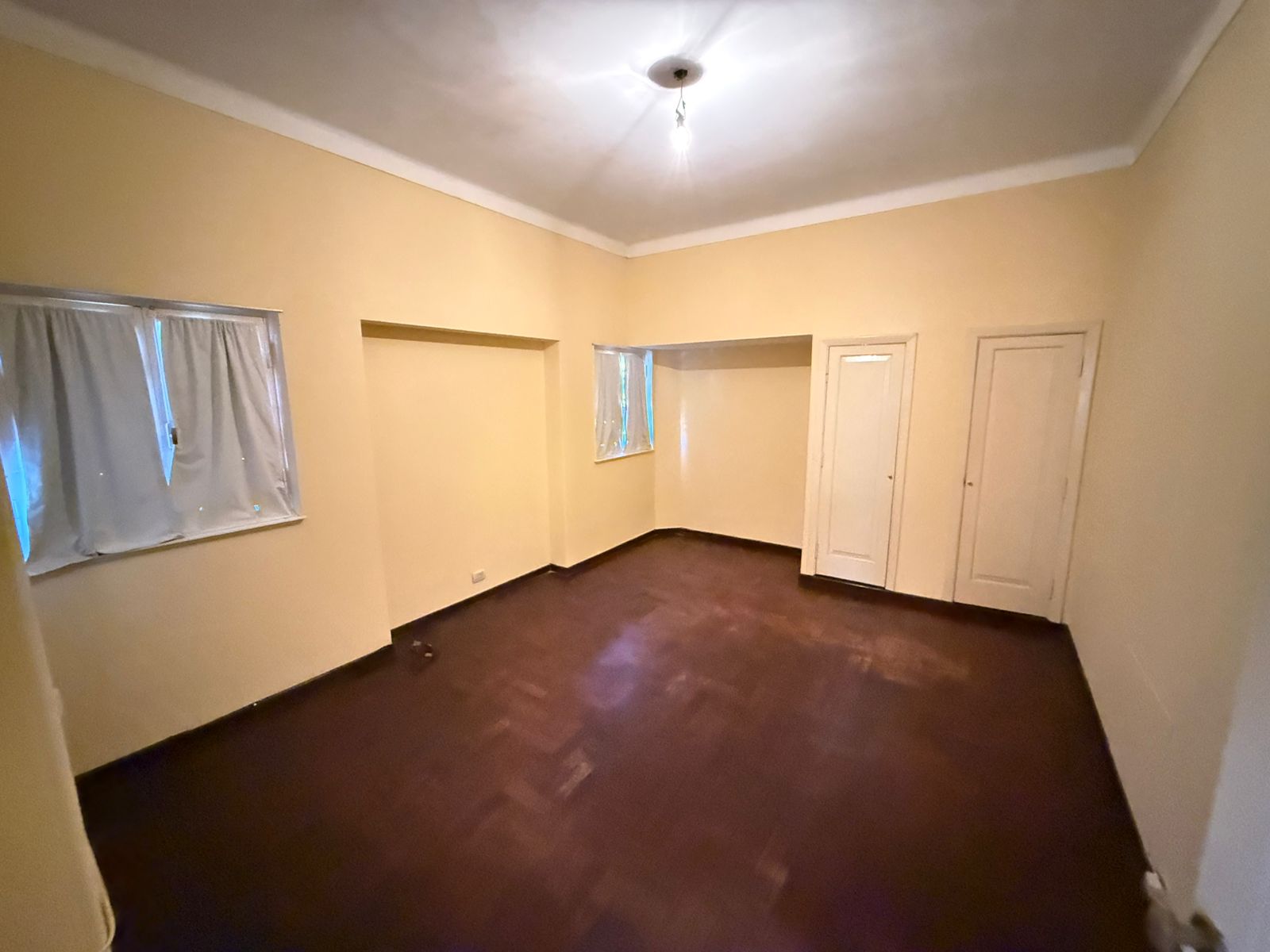 aparopropiedades - Casa en zona Residencial de Quilmes 