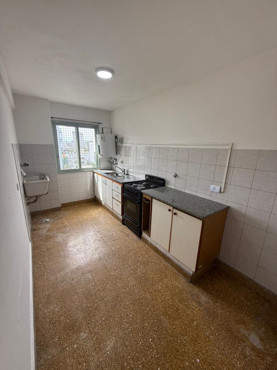 aparopropiedades - Departamento de 3 ambientes en Quilmes Centro