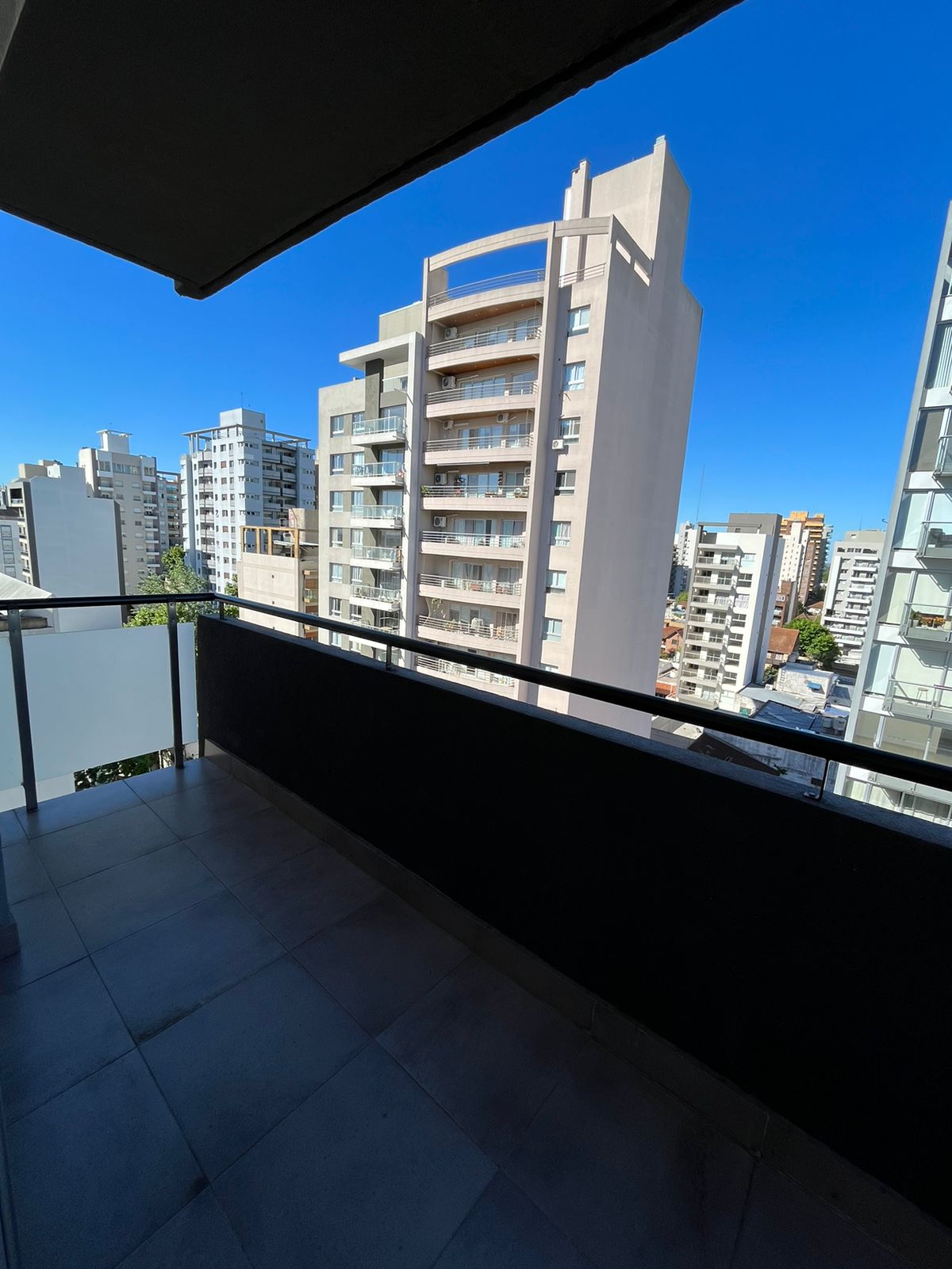 aparopropiedades - Departamento de 2 ambientes en Quilmes centro