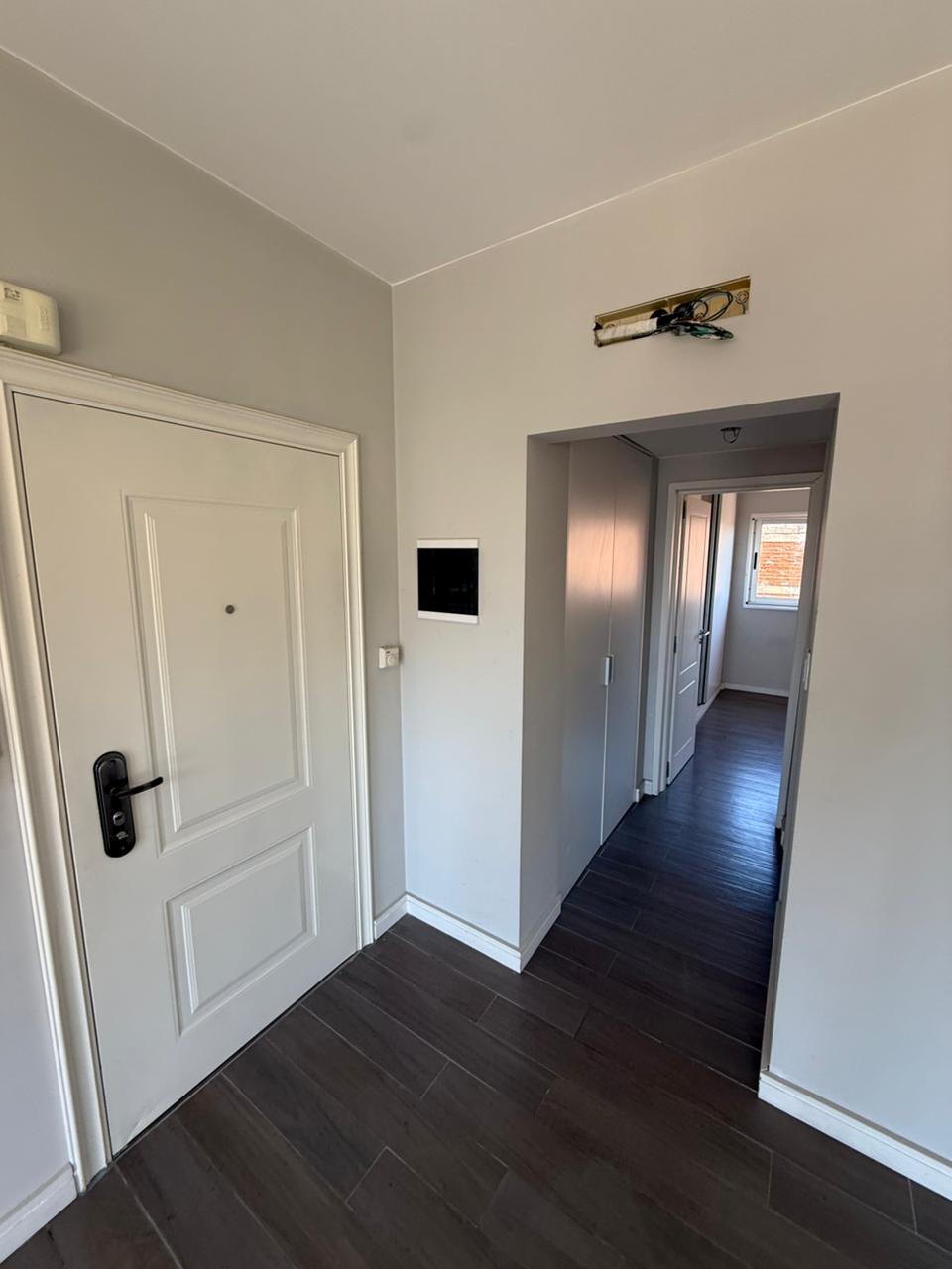 aparopropiedades - Departamento de 2 ambientes con cochera 